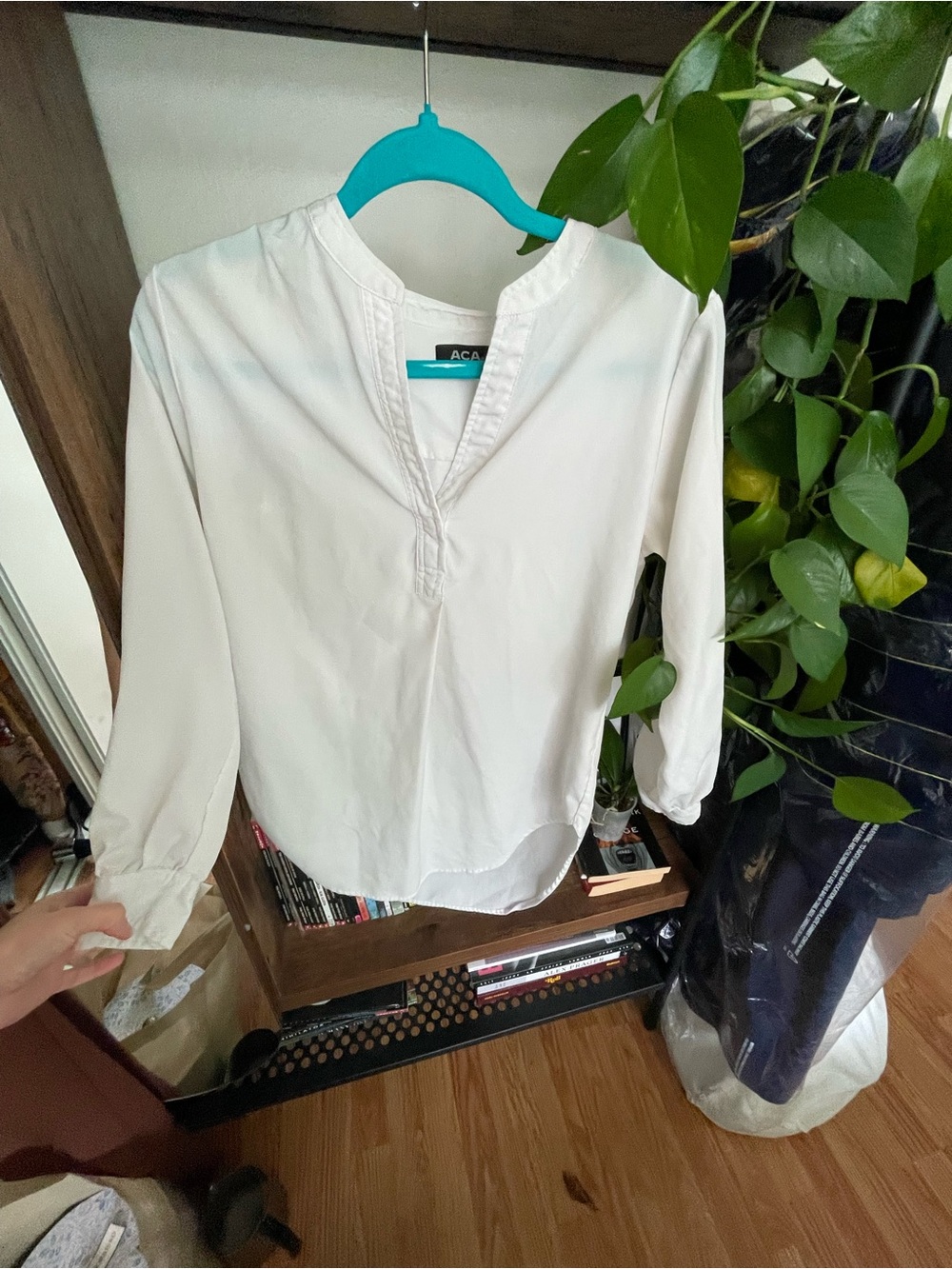 White Split-Neck Long Sleeve Women’s Top